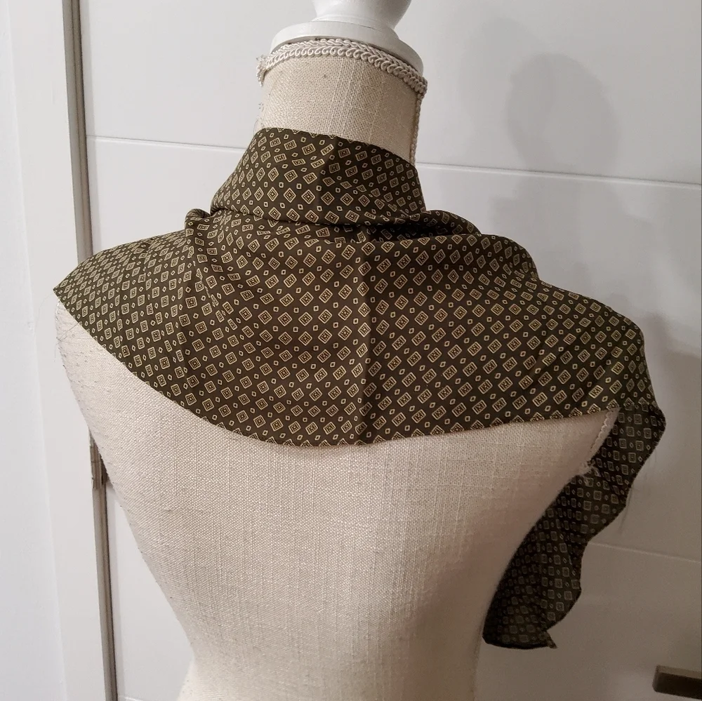 Anne Klein Vintage Silk Chic Patterned Scarf